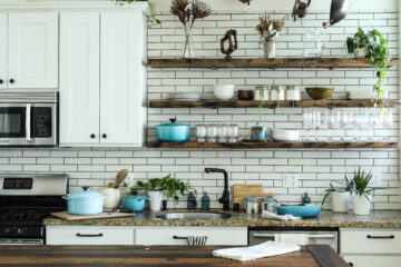 10 Clever Ideas for Maximizing Storage in a Small Kitchen